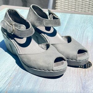 Zeeta y2k black leather peep toe wedge Maryjane’s sz 39 8.5